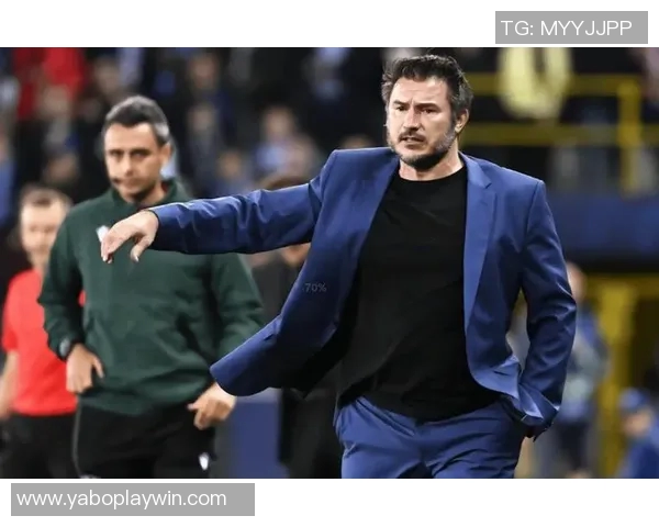 于帕分享防守心得孔帕尼教导提升比赛专注力与防守技巧