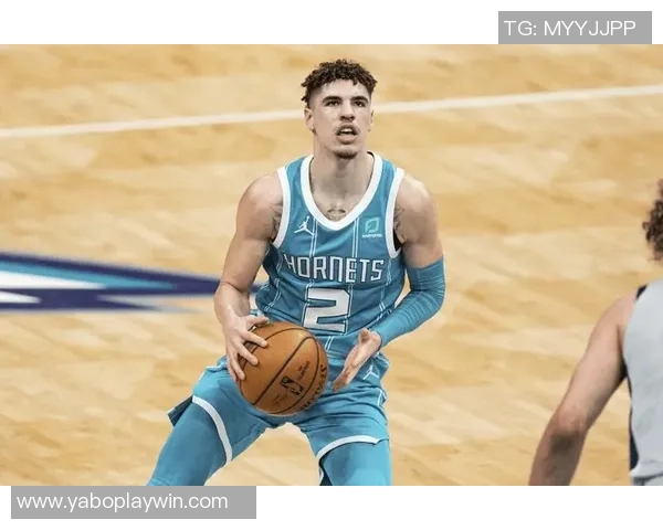 拉梅洛鲍尔生涯得分突破5000同届华子本赛季有望超越一万大关 拉梅洛鲍尔生涯得分突破5000同届华子本赛季有望超越一万大关