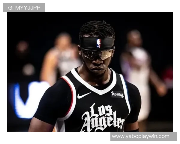 霍里谈湖人续约雷迪克与莱昂纳德合同相似之处引发热议 霍里谈湖人续约雷迪克与莱昂纳德合同相似之处引发热议