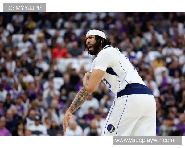 独行侠本赛季可选择摆烂除弗拉格和莱夫利外球员均可交易